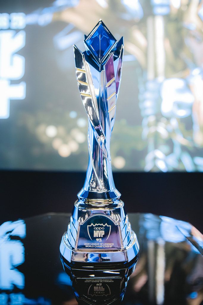 AWARDS 